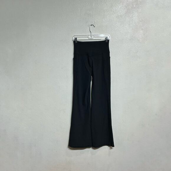 Athleta Black Salutation Stash Rib Flare Leggings Sz M - Picture 10 of 14